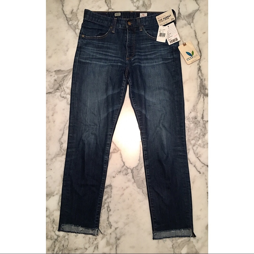 Anthropologie AG Farrah Skinny Step Hem Jeans